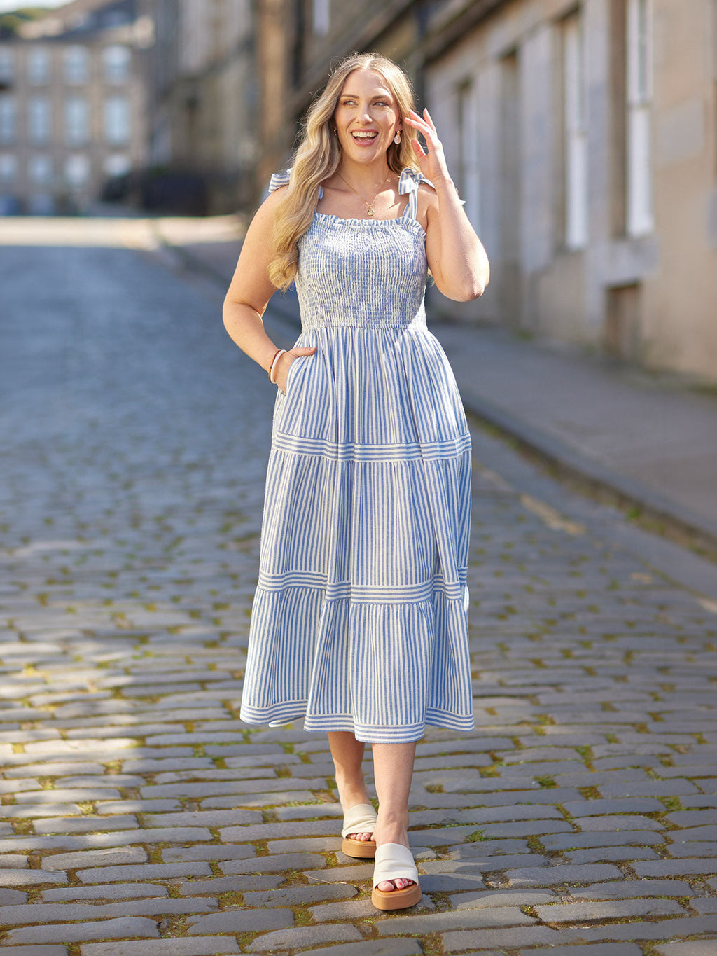 Vestido Joan de Tirantes Anudados - Rayas Azul y Blanco