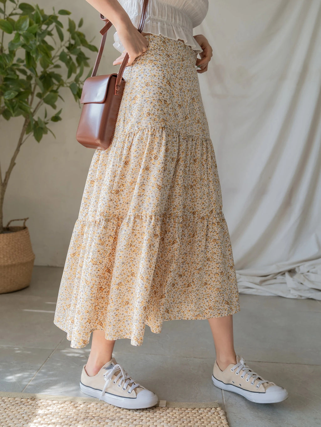DAZY Falda con volantes y estampado floral diminuto