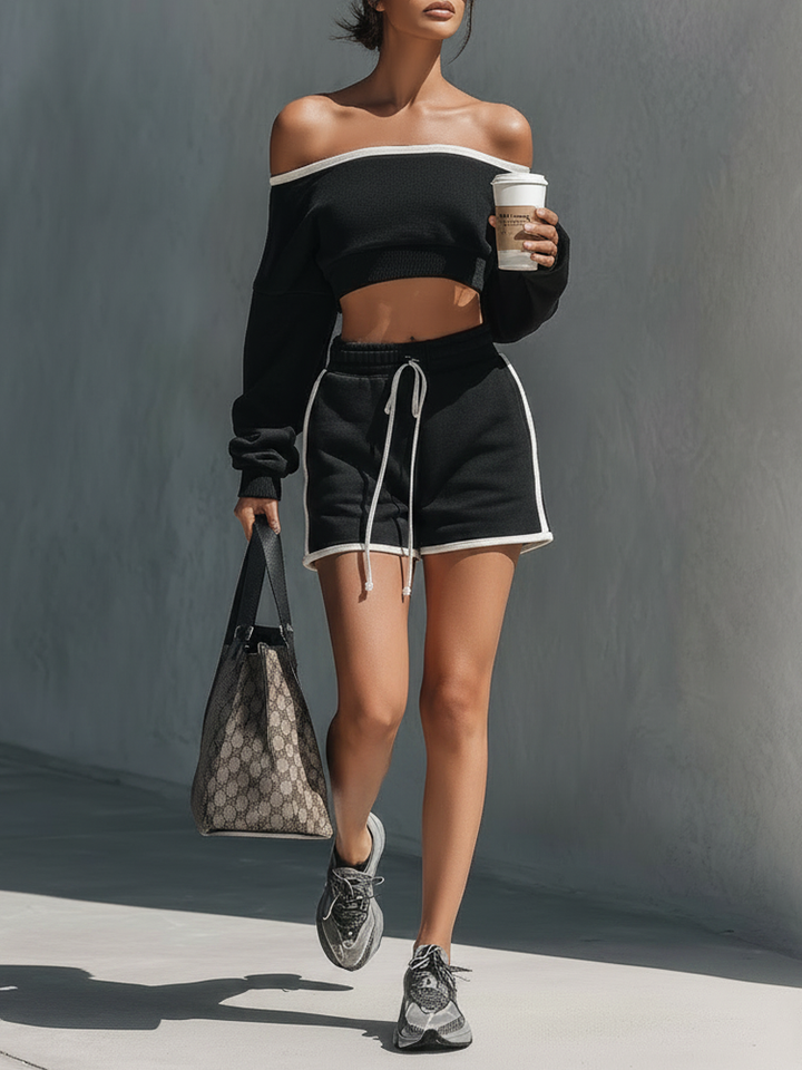 SARAH - Conjunto Deportivo Negro con Ribete Blanco – Top y Pantalones Cortos a Juego