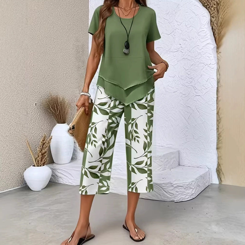 Conjunto de ocio con camiseta de cuello redondo  y pantalones extraanchos